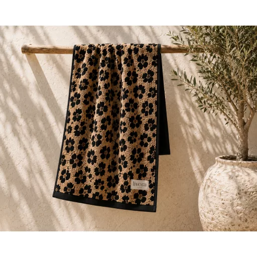Livora Noir Bloom Törölköző 50x100 cm  - 500 g/m² - Exklúziv minőség